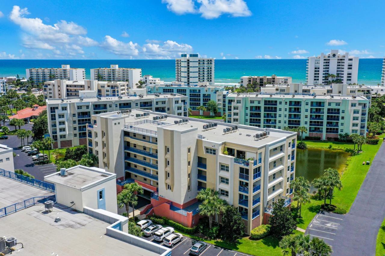 Oceanwalk Condos Bethune Beach 외부 사진