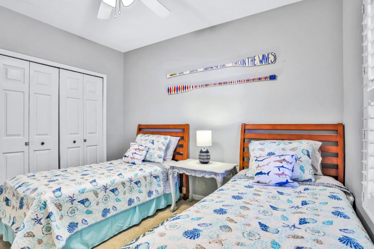 Oceanwalk Condos Bethune Beach 외부 사진