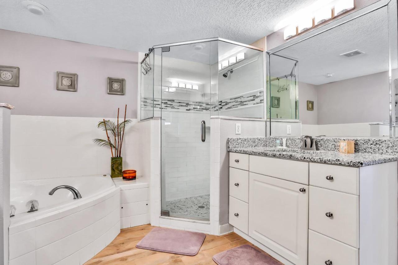 Oceanwalk Condos Bethune Beach 외부 사진